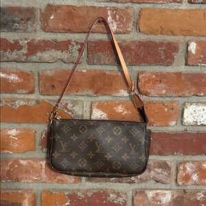 Brown and leather monogram bag